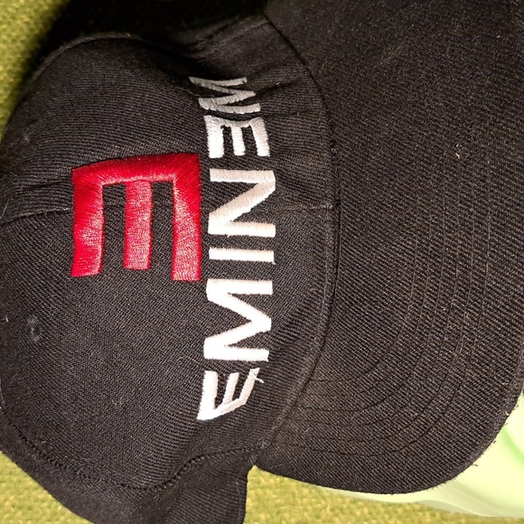 Eminem hat - Picture 2 of 8